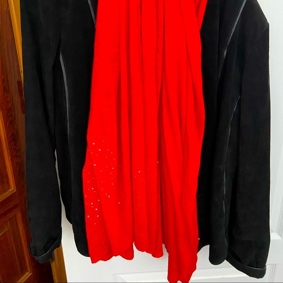 Acrylic Red Scarf with Sequin details - Picture 1 of 6